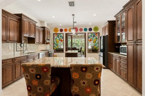 Casa en venta en Brooksville, Florida, 4 dormitorios, 474.17 m2 № 2324994 - foto 19