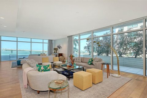 Condo in Sarasota, Florida, 4 bedrooms  № 1514933 - photo 4