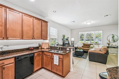 House in Windermere, Florida 4 bedrooms, 194.35 sq.m. № 1894993 - photo 14