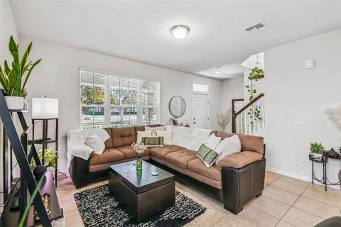 House in Windermere, Florida 4 bedrooms, 194.35 sq.m. № 1894993 - photo 9