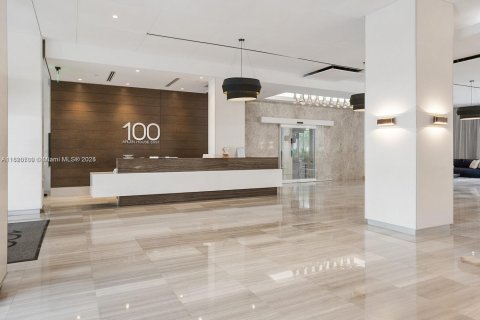 Condominio en venta en Sunny Isles Beach, Florida, 2 dormitorios, 141.3 m2 № 1779230 - foto 3