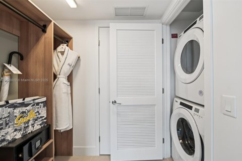 Condominio en venta en Miami, Florida, 1 dormitorio, 51.19 m2 № 1788672 - foto 15