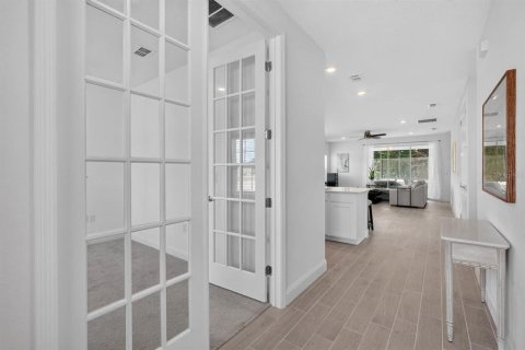 House in Ormond Beach, Florida 3 bedrooms, 159.05 sq.m. № 2221126 - photo 5