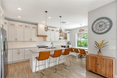 Купить виллу или дом в Сарасота, Флорида 8 комнат, 197.97м2, № 1803880 - фото 9