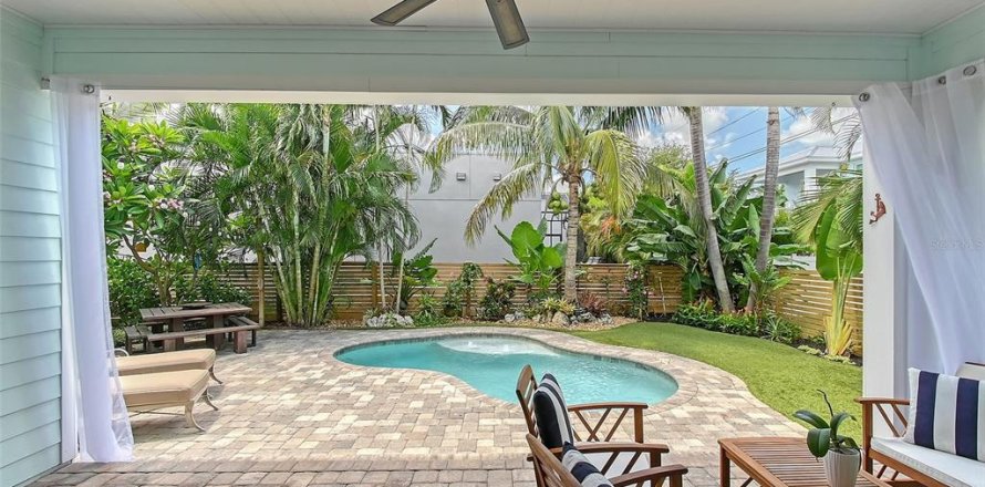 Casa en Sarasota, Florida 4 dormitorios, 197.97 m2 № 1803880