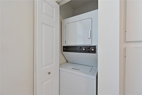 Copropriété à vendre à Bradenton, Floride: 3 chambres, 136.38 m2 № 2232233 - photo 12