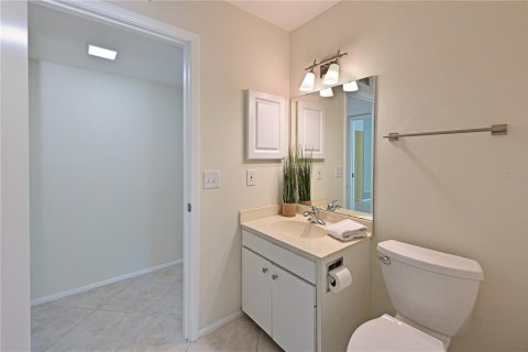 Copropriété à vendre à Bradenton, Floride: 3 chambres, 136.38 m2 № 2232233 - photo 19