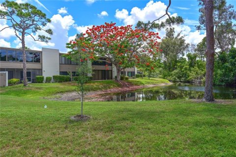 Copropriété à vendre à Bradenton, Floride: 3 chambres, 136.38 m2 № 2232233 - photo 30