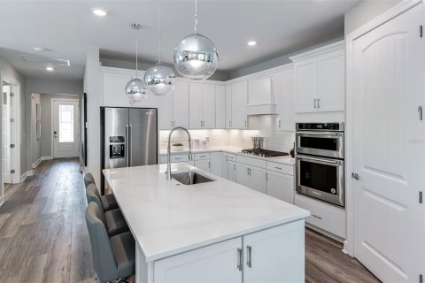 House in BEACHWALK BY MANASOTA KEY in Englewood, Florida 3 bedrooms, 206.99 sq.m. № 1914792 - photo 5