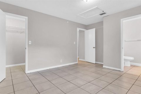 Casa en alquiler en Saint Petersburg, Florida, 3 dormitorios, 97.55 m2 № 1808894 - foto 12