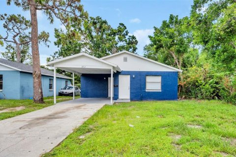 Casa en alquiler en Saint Petersburg, Florida, 3 dormitorios, 97.55 m2 № 1808894 - foto 1
