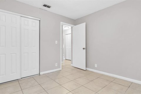 Casa en alquiler en Saint Petersburg, Florida, 3 dormitorios, 97.55 m2 № 1808894 - foto 19
