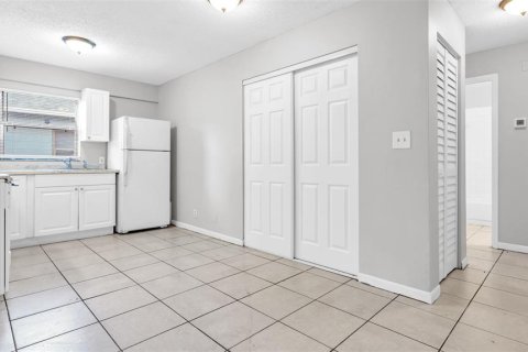 Casa en alquiler en Saint Petersburg, Florida, 3 dormitorios, 97.55 m2 № 1808894 - foto 8