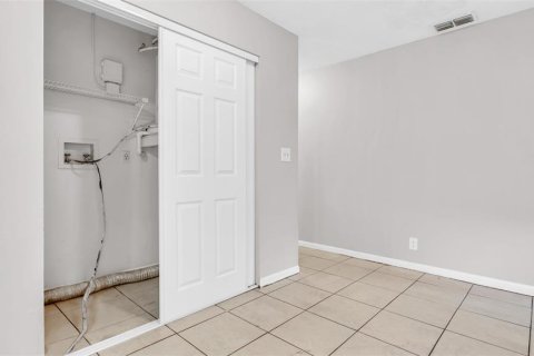 Casa en alquiler en Saint Petersburg, Florida, 3 dormitorios, 97.55 m2 № 1808894 - foto 20