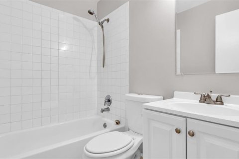 Casa en alquiler en Saint Petersburg, Florida, 3 dormitorios, 97.55 m2 № 1808894 - foto 17