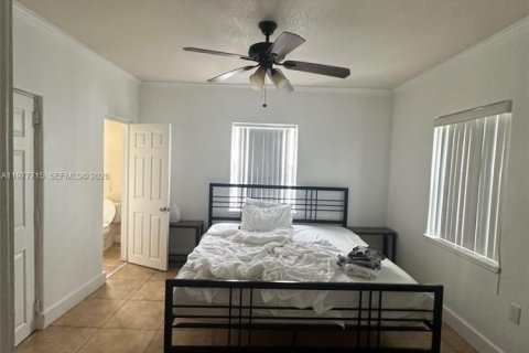 Immobilier commercial à vendre à Miami Beach, Floride: 293.39 m2 № 2041838 - photo 9