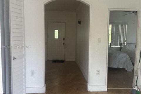 Immobilier commercial à vendre à Miami Beach, Floride: 293.39 m2 № 2041838 - photo 7