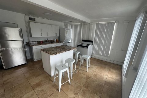 Immobilier commercial à vendre à Miami Beach, Floride: 293.39 m2 № 2041838 - photo 12