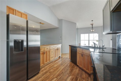 Casa en venta en Pembroke Pines, Florida, 3 dormitorios, 152.36 m2 № 1949452 - foto 2