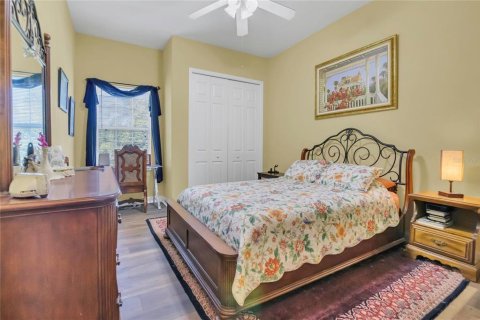 House in Mount Dora, Florida 4 bedrooms, 250.93 sq.m. № 1690653 - photo 22