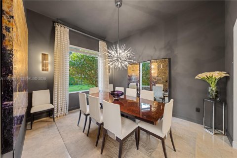 House in Davie, Florida 5 bedrooms, 394.56 sq.m. № 2010828 - photo 22