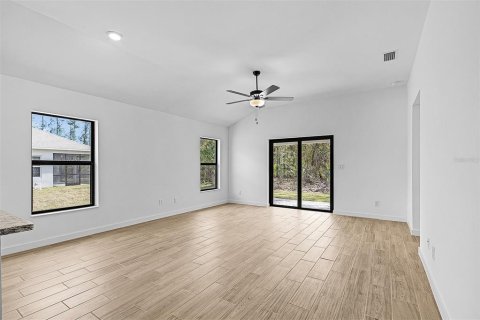 House in North Port, Florida 4 bedrooms, 172.98 sq.m. № 1563700 - photo 10