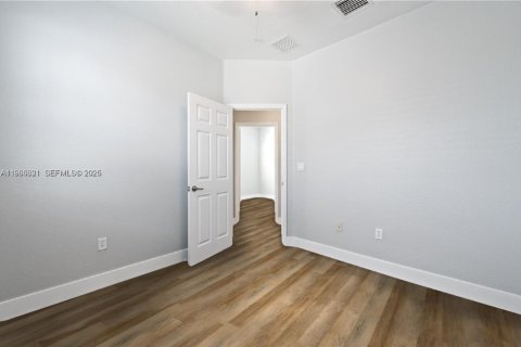 Купить таунхаус в Катлер-Бей, Флорида 4 спальни, 159.79м2, № 2048849 - фото 19