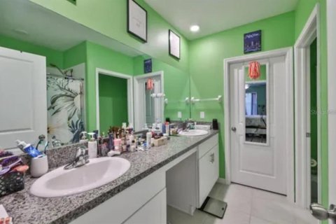Villa ou maison à vendre à Ruskin, Floride: 5 chambres, 224.36 m2 № 1913150 - photo 11
