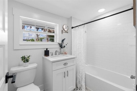 Casa en venta en Tampa, Florida, 3 dormitorios, 113.34 m2 № 2358767 - foto 18