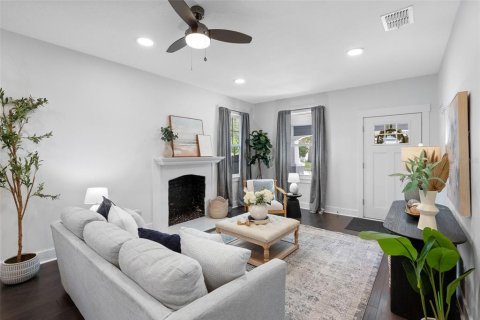 Casa en venta en Tampa, Florida, 3 dormitorios, 113.34 m2 № 2358767 - foto 4