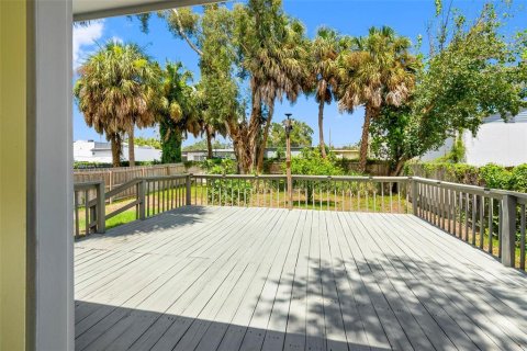 Casa en venta en Tampa, Florida, 3 dormitorios, 113.34 m2 № 2358767 - foto 30