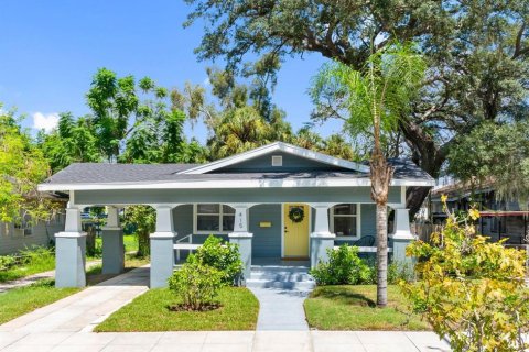 Villa ou maison à Tampa, Floride 3 chambres, 113.34 m2 № 2358767