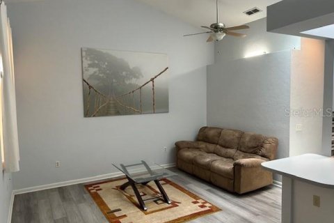 Appartement à louer à Gainesville, Floride: 2 chambres, 84.26 m2 № 1823181 - photo 3