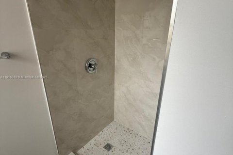 Touwnhouse à louer à Hialeah, Floride: 3 chambres, 90.49 m2 № 1971022 - photo 6