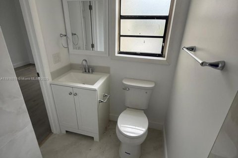 Touwnhouse à louer à Hialeah, Floride: 3 chambres, 90.49 m2 № 1971022 - photo 5