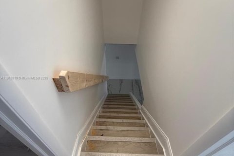 Touwnhouse à louer à Hialeah, Floride: 3 chambres, 90.49 m2 № 1971022 - photo 7