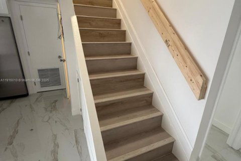 Touwnhouse à louer à Hialeah, Floride: 3 chambres, 90.49 m2 № 1971022 - photo 20