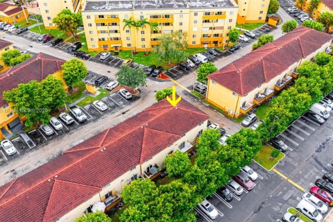 Купить кондоминиум в Майами, Флорида 3 спальни, 123.1м2, № 1931308 - фото 12