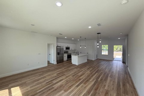 House in Ocala, Florida 4 bedrooms, 160.72 sq.m. № 1667180 - photo 4