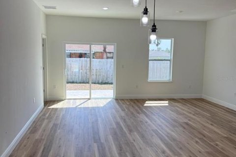House in Ocala, Florida 4 bedrooms, 160.72 sq.m. № 1667180 - photo 8