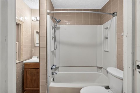 Villa ou maison à vendre à Kissimmee, Floride: 5 chambres, 135.92 m2 № 2302514 - photo 21