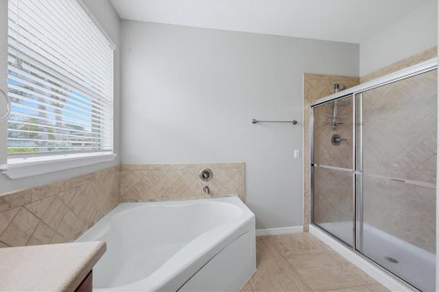 House in Bradenton, Florida 3 bedrooms, 176.14 sq.m. № 2229843 - photo 23