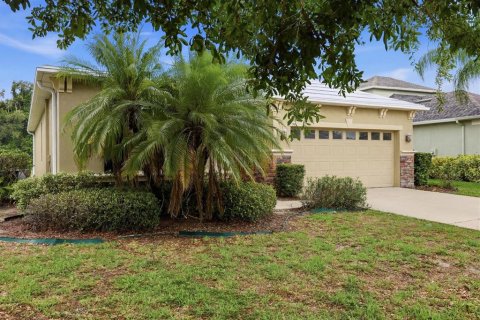 House in Bradenton, Florida 3 bedrooms, 176.14 sq.m. № 2229843 - photo 2