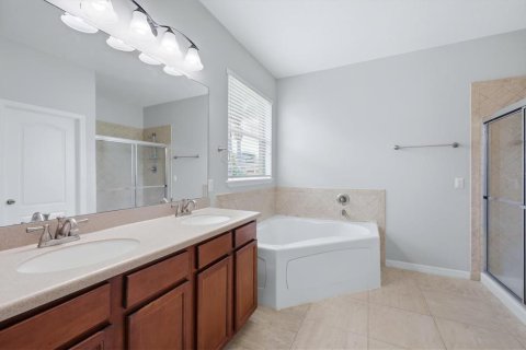 House in Bradenton, Florida 3 bedrooms, 176.14 sq.m. № 2229843 - photo 22