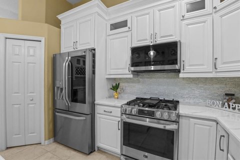 Casa en venta en Tampa, Florida, 4 dormitorios, 303.23 m2 № 2103475 - foto 14