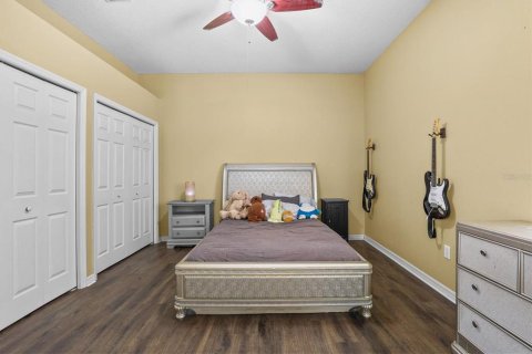 Casa en venta en Tampa, Florida, 4 dormitorios, 303.23 m2 № 2103475 - foto 28