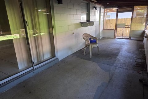 Casa en venta en Seffner, Florida, 3 dormitorios, 118.17 m2 № 2237922 - foto 4