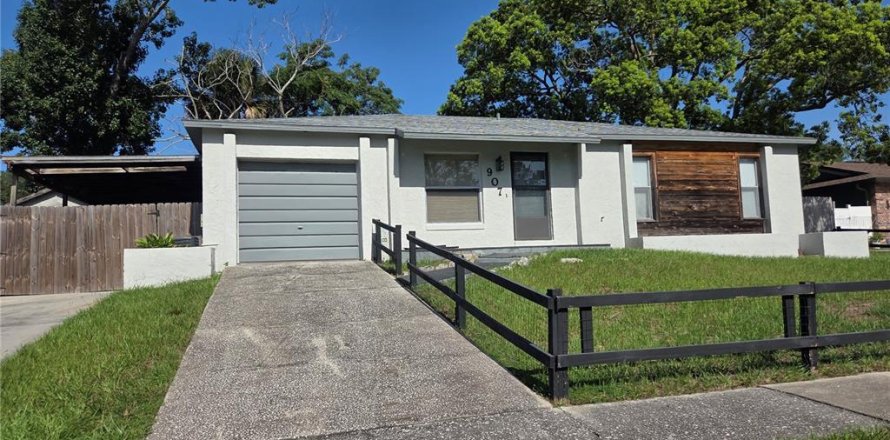 Casa en Seffner, Florida 3 dormitorios, 118.17 m2 № 2237922