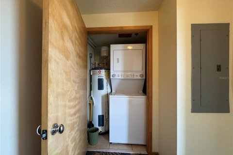 Condo in Palm Coast, Florida, 1 bedroom  № 2379064 - photo 7