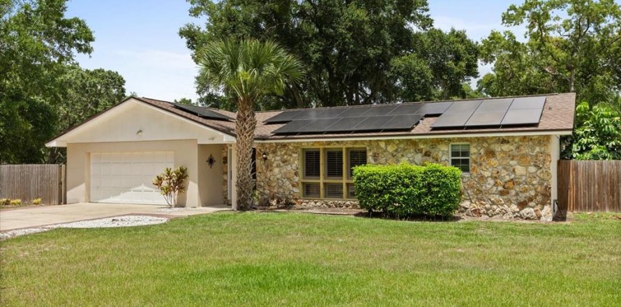 House in Longwood, Florida 4 bedrooms, 210.42 sq.m. № 1792333